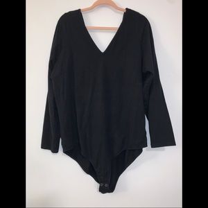Torrid Black Long Sleeve Vneck Bodysuit - Size 4.